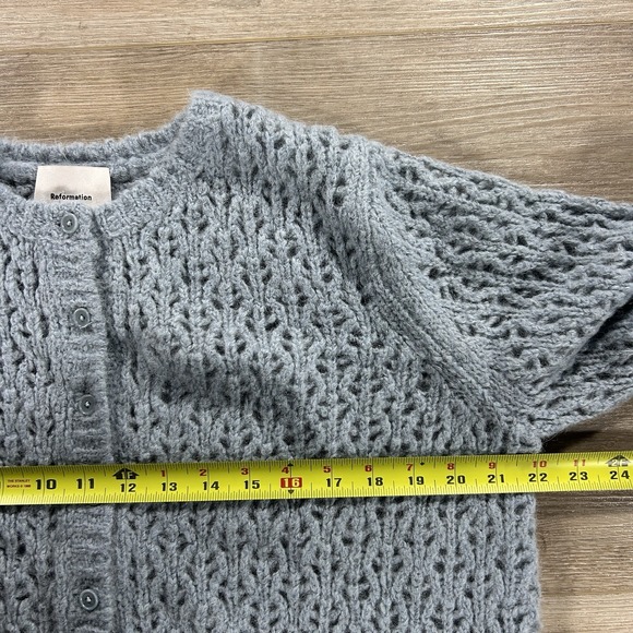 Reformation Medium Clara Merino Wool Alpaca Mineral Pointelle Blue Knit Cardigan - Picture 10 of 12